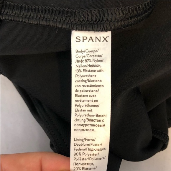 XS Spanx vegan leather leggings - Picture 7 of 9